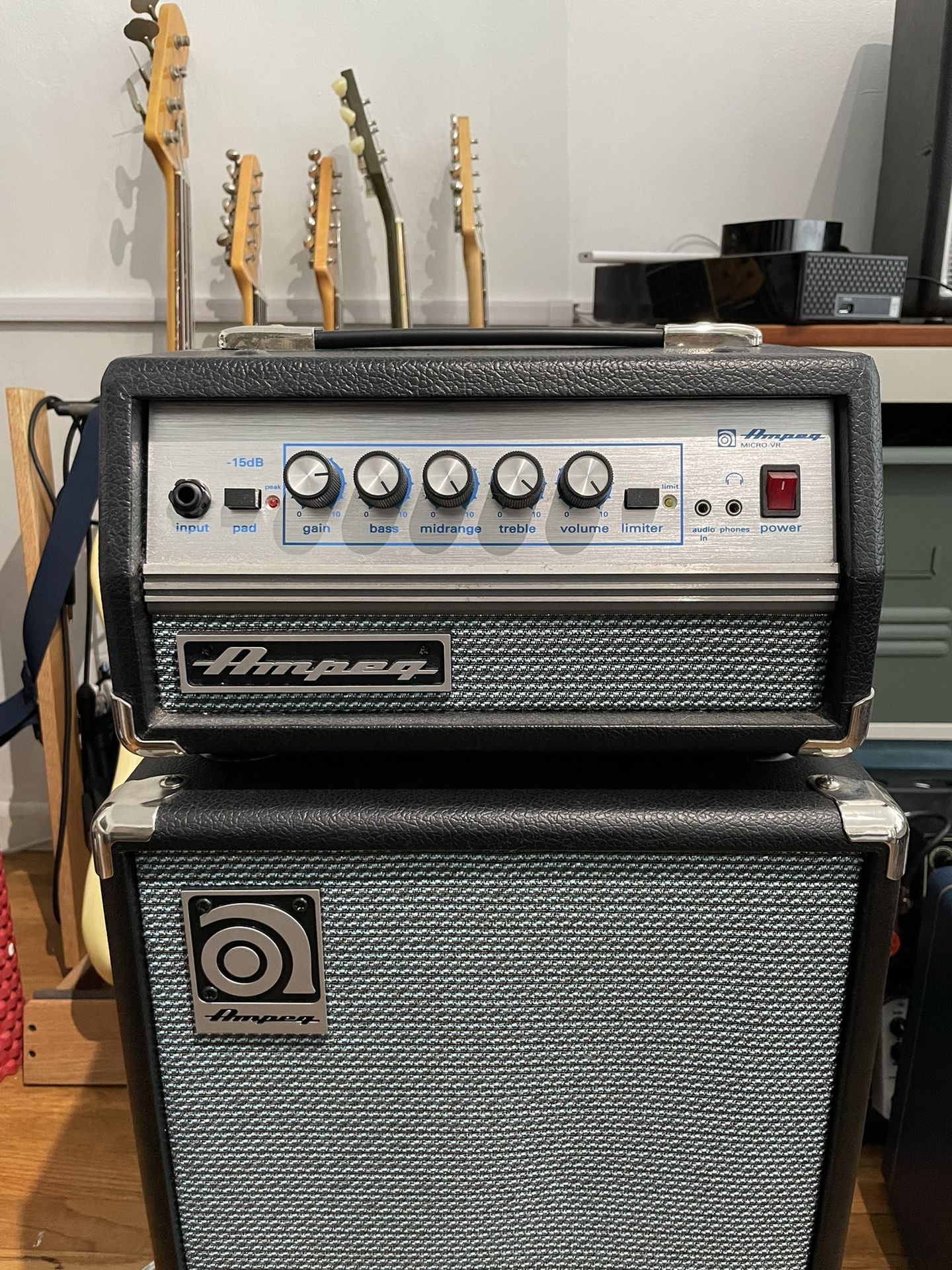 Ampeg SVT Micro VR HEAD CAB COMBO BASS AMP for Sale in South Gate, CA