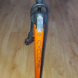 Schwinn Cyclone Shrader & Presta Valves