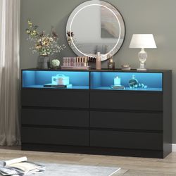 6 Drawer Double Dresser with Power Outlet