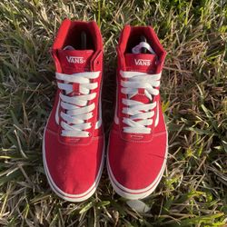 Size 10.5 - VANS Sk8-Hi Formula One 2015