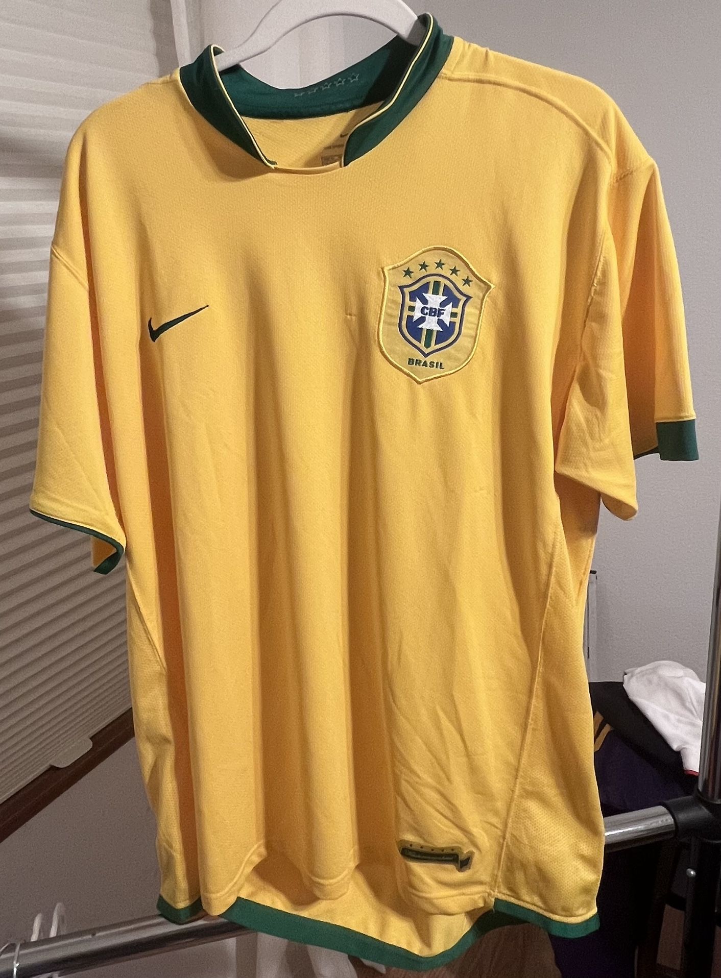 Brazil Authentic Jersey Men’s Size XLarge