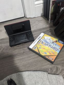 Nintendo DS lite and pictionary