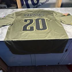 NWT Men’s Nike Brian Dawkins Military Veteran’s Day Jersey Medium Eagles