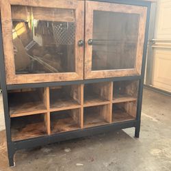 Side Bar Wooden Cabinet 