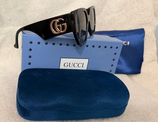 New Gucci Oversized Sunglasses with GG Logo woman’s