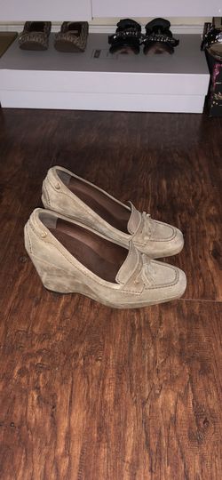 The Original CAR Shoe size 6 like new ! Women’s shoe wedge style