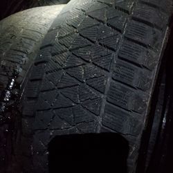 235/55/19 unlimited supply