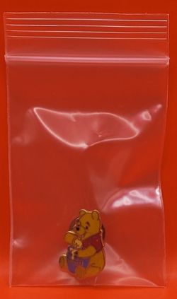 Disney Pin 19256 Pooh and Hunny Pot Mini