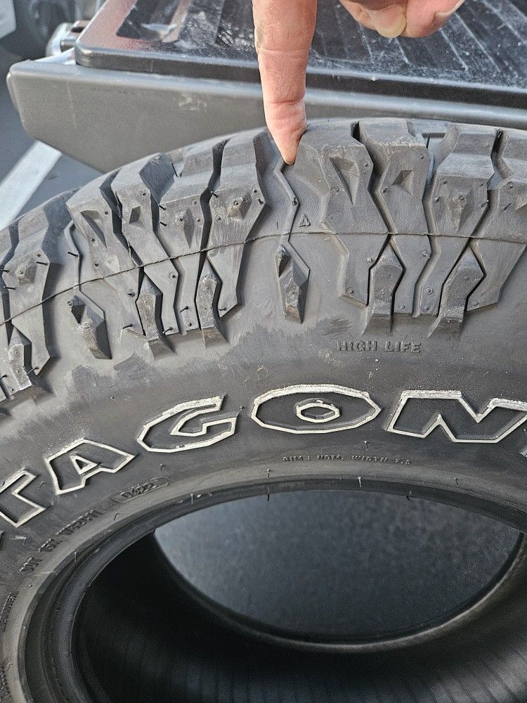 2 Llantas Patagonia 270/60/R16