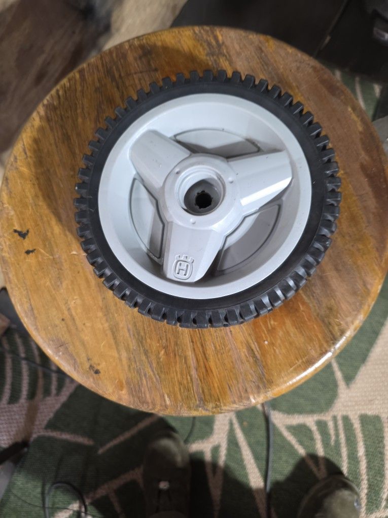 New Husqvarna Drive Wheel 8inch
