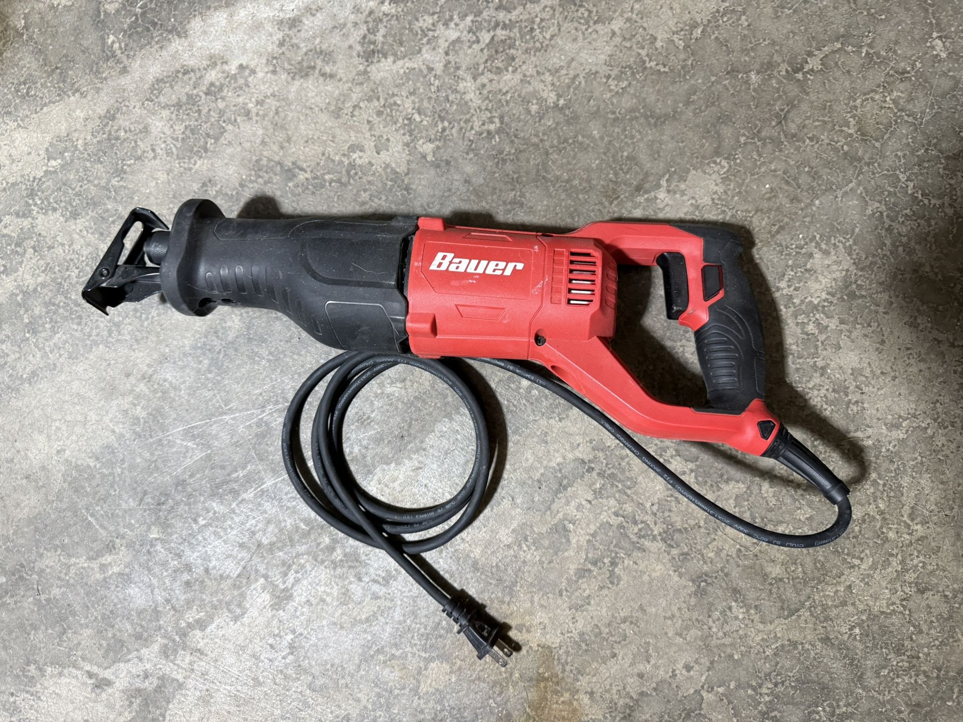 Bauer Sawzall
