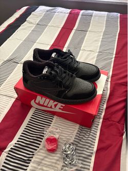 Travis scott phantom black