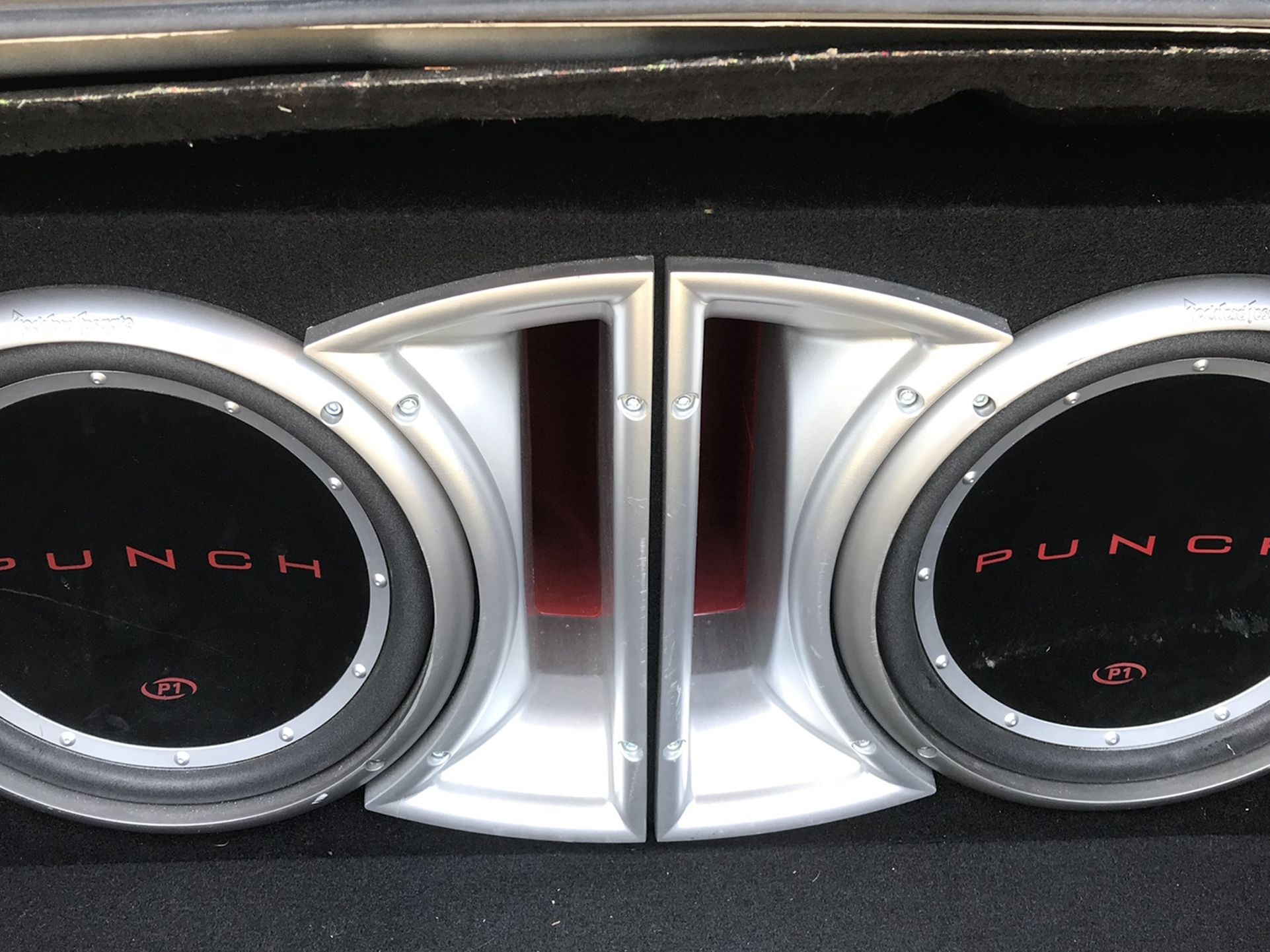 (2) 12” Rockford Punch Subs In Box And 1000 Watt Amp