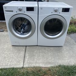 Kenmore Washer/Dryer (Electric Dryer + Stackable) 30 day warranty