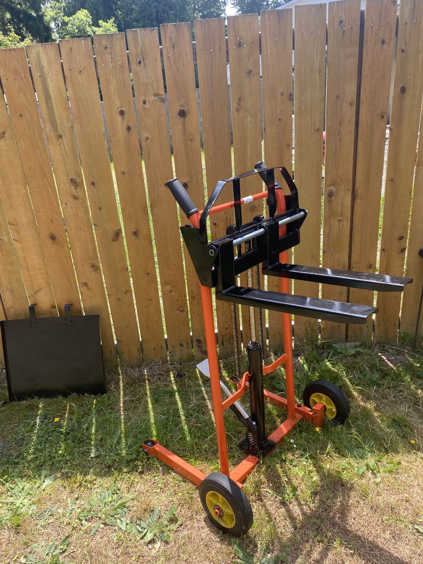 Vevor Material Lift