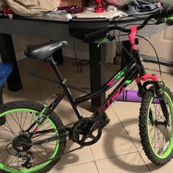 Girls bike