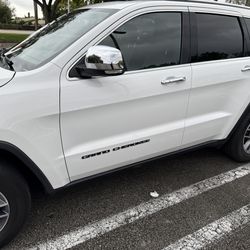 2020 Jeep Grand Cherokee