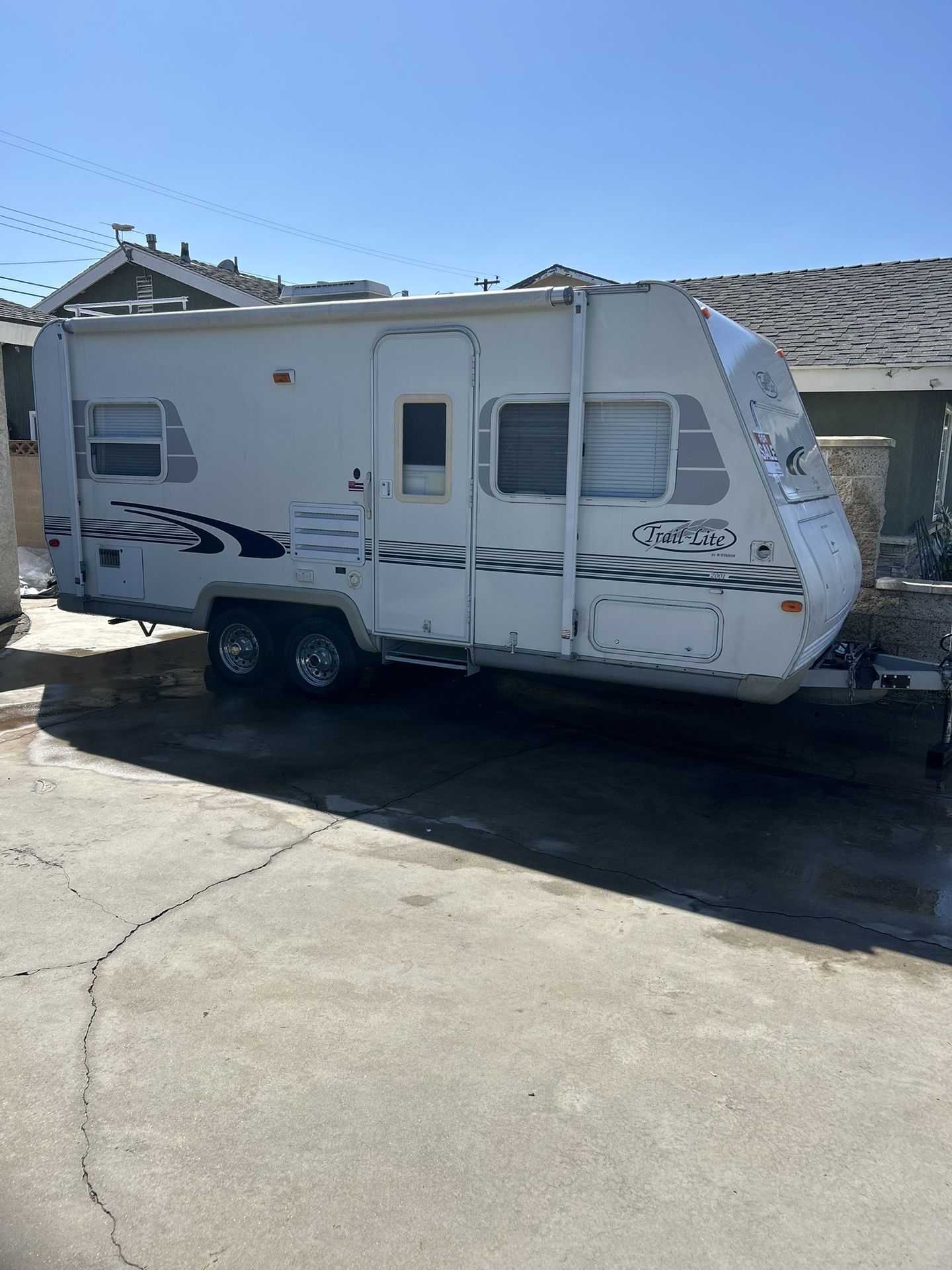 2000 Trail Lite Travel Trailer $8,000