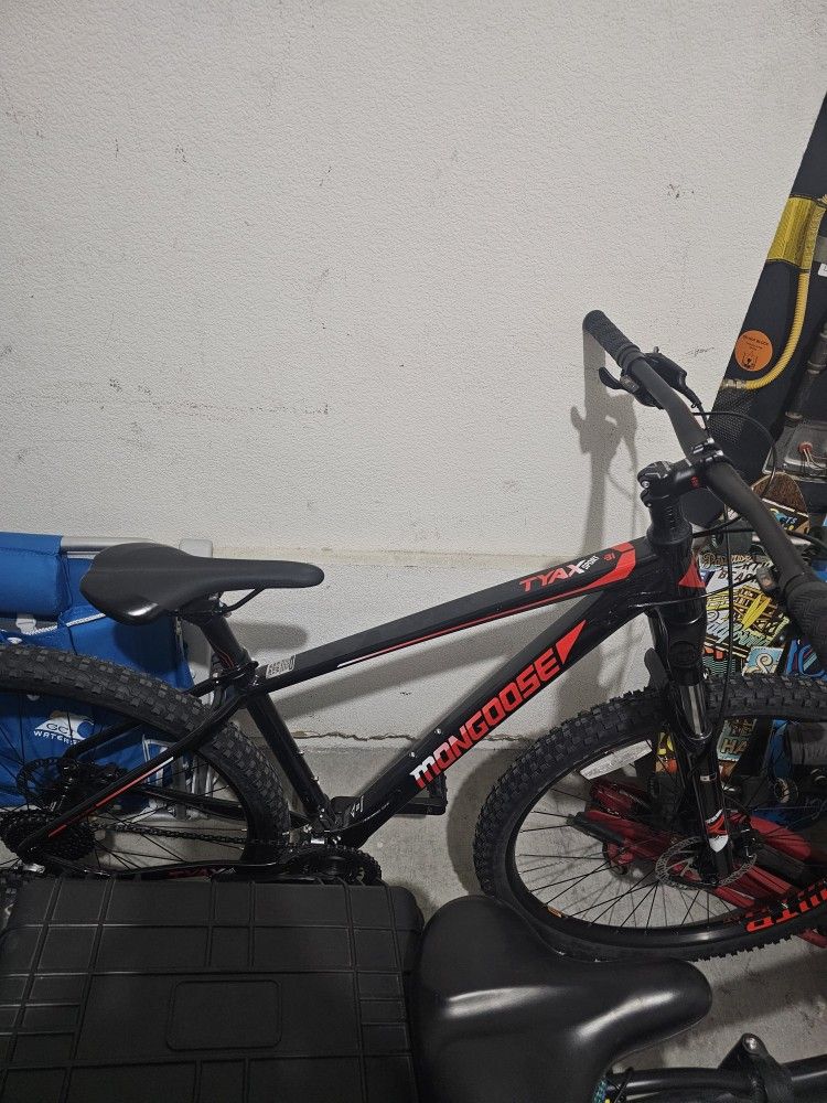 Mens MONGOOSE MOUNTAIN BIKE