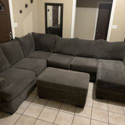 🩶✨ Sala Sectional 4pzs de Rooms To Go