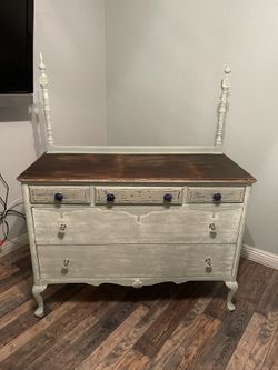 Old dresser