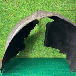 08-14 Audi TT mk2 Front Right Passenger Fender Liner Splash Guard OEM