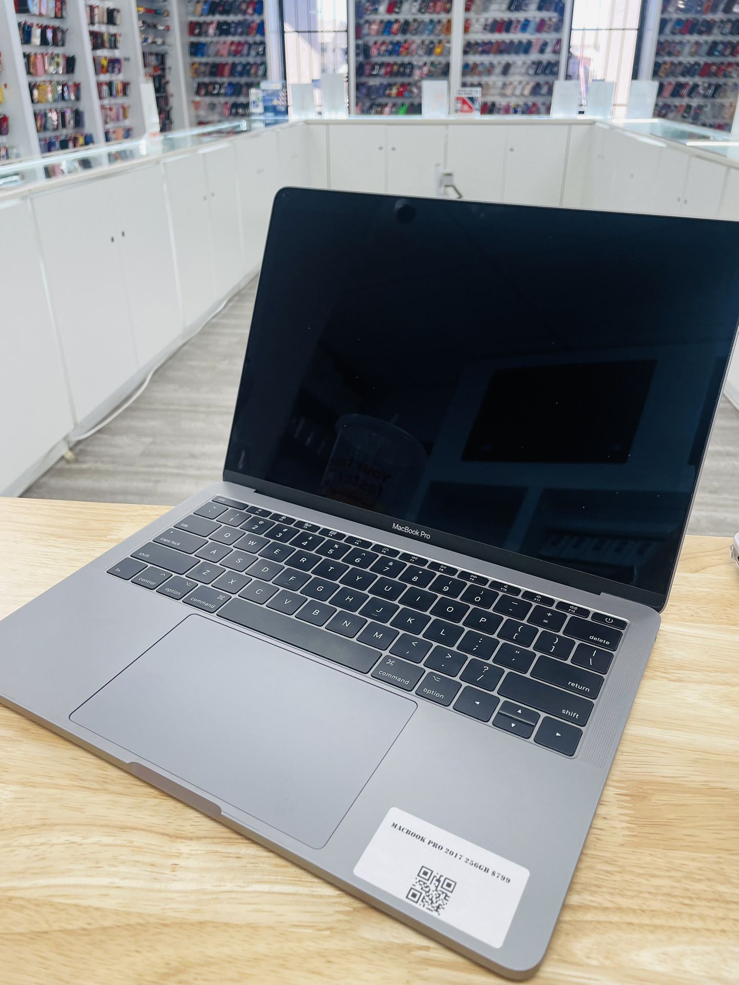 MacBook Pro 2017 256gb 