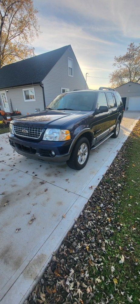 2005 Ford Explorer