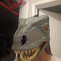 Dino mask with sound