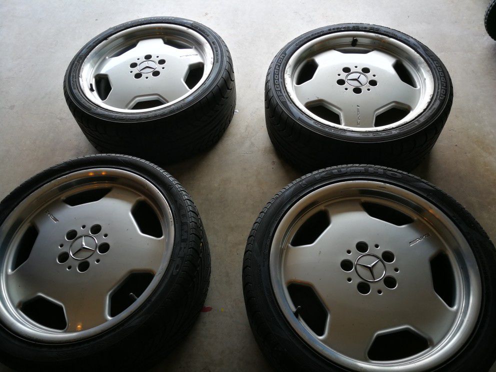 18" Mercedes Benz AMG Monoblock wheels with tires