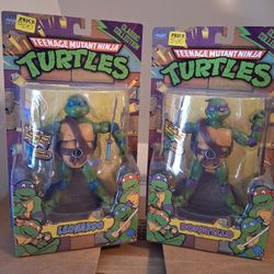 TEENAGE MUTANT  NINJA TURTLES COLLECTIBLE ACTION FIGURES