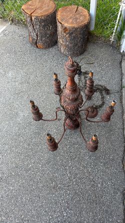 Hanging chandelier vintage