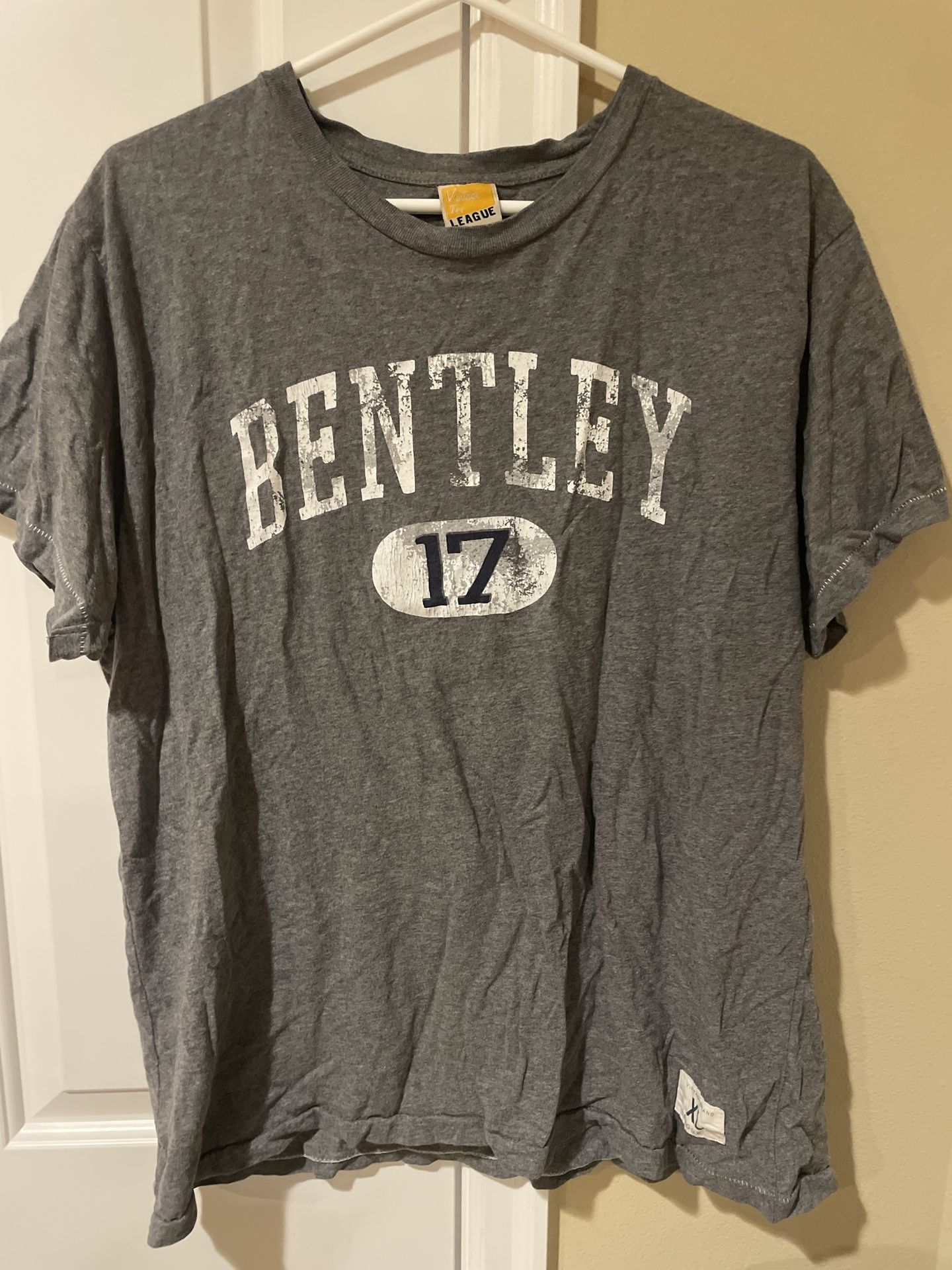 📘 Bentley College Vintage Tee — Founded 1917 — League Collegiate Wear (XL)