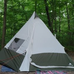 TeePee Tent Used 3 Times