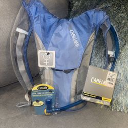 CamelBak Charm 50oz/1.5L Women's Hydration Backpack *BRAND NEW*