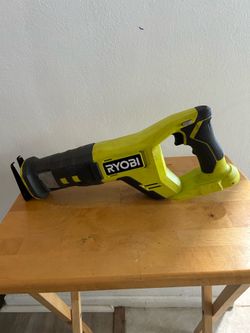 Ryobi One Cordless Reciprocating Saw (sawzall) with Manual Model PCL 515B