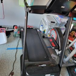 Treadmill 
