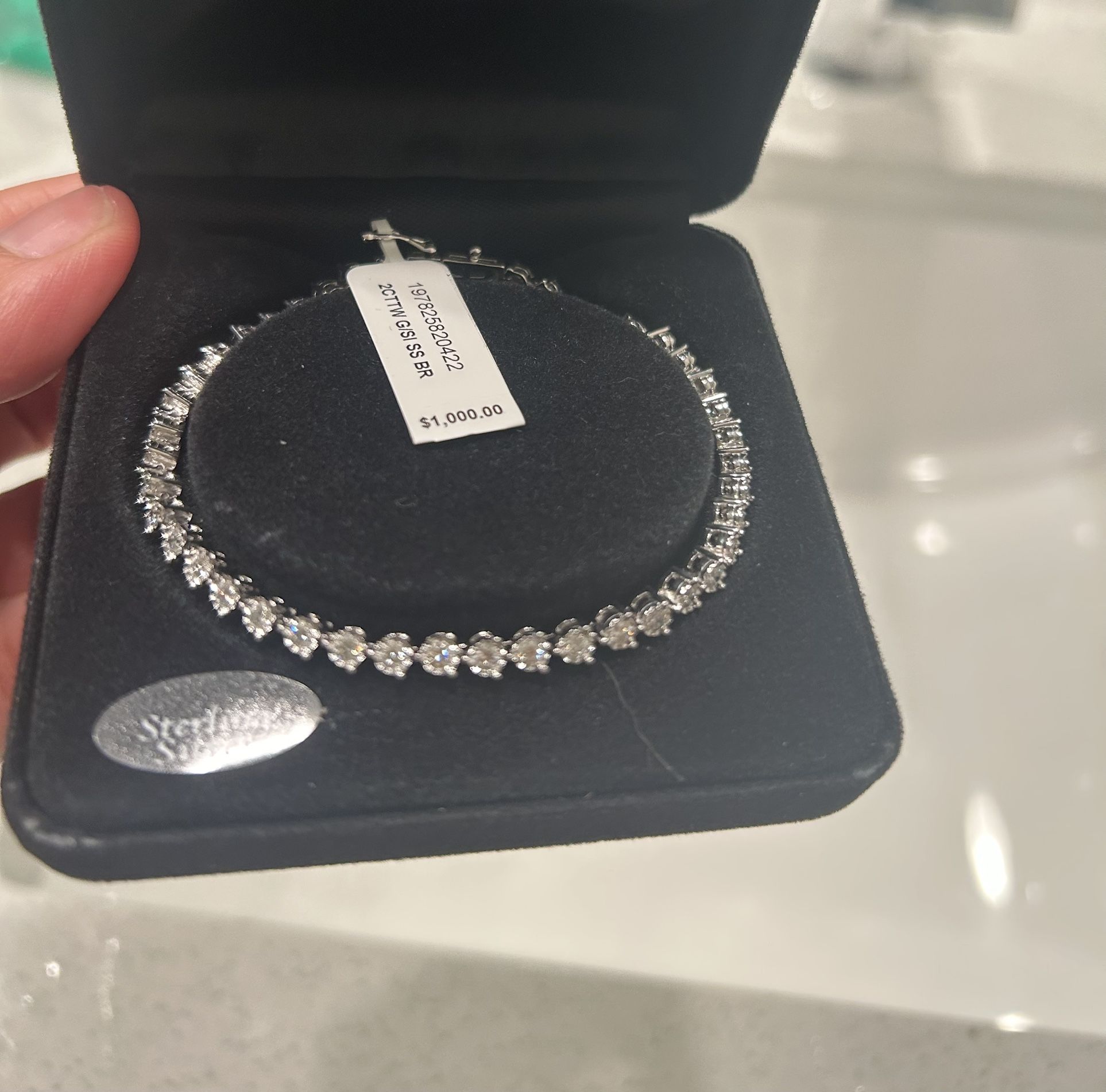 Lab Grown 2 Carets Diamonds Tennis bracelet