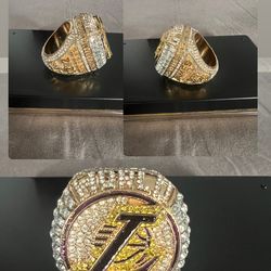 Lakers championship replica ring