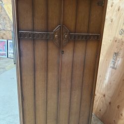 Antique Austinsuite 1960 Wardrobe