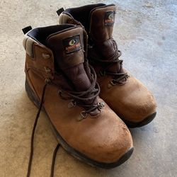 Mossy Oak Hunting Boots- Size 11