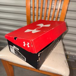 Under Armour Hammer II Low Football Cleats Men’s Size 13 Black White w/ Box