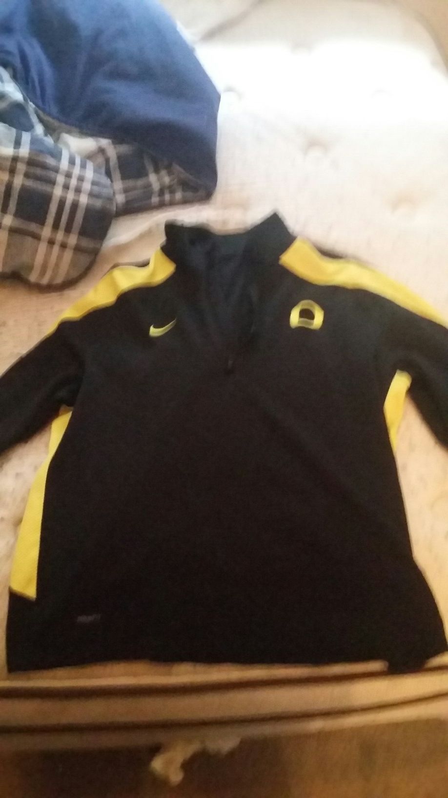 XL Nike drifit pull over