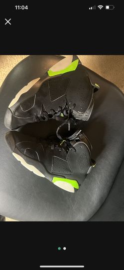 Air Jordan 6 Retro 'Electric Green.  (size 3y)