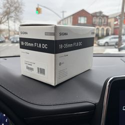 Sigma 18-35mm F1.8 Art DC HSM Lens for Canon, Black (210101)