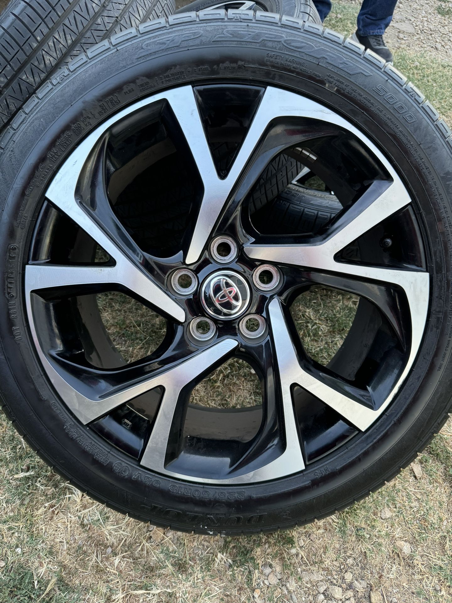 2020 TOYOTA C-HR OEM 18” WHEELS