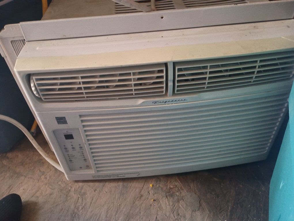 Frigidaire Air Conditioner