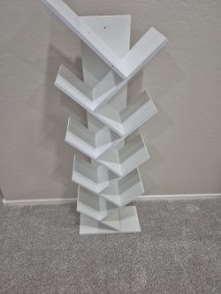 White Zigzag Bookshelf