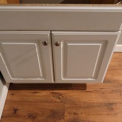 Bathroom Vanity Cabinet (white)