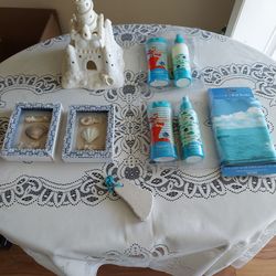A collection of nine ocean theme items